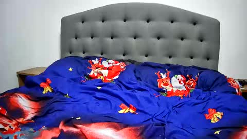 Snapshot of mikyloveu chatting on December 2024 07:18:02 PM Mikyloveu online show from December 2024 07:18:02 PM