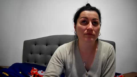 Snapshot of mikyloveu chatting on December 2024 06:02:02 PM Mikyloveu online show from December 2024 06:02:02 PM