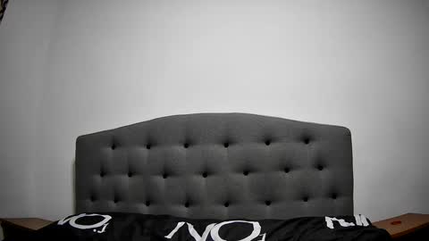 Snapshot of mikyloveu chatting on March 2025 07:27:02 PM Mikyloveu online show from March 2025 07:27:02 PM