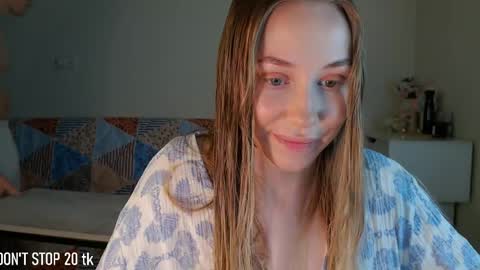 mila_bananaa online show from May 2026 06:07:02 AM