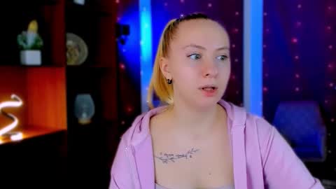 mila_glow online show from February 2026 06:12:02 AM