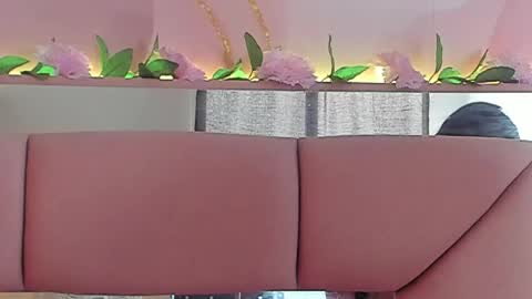 mila_grace_ online show from May 2026 06:48:02 PM