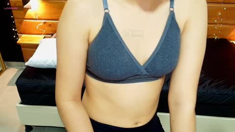 Snapshot of mila_kiitty chatting on March 2025 03:10:02 AM Milena online show from March 2025 03:10:02 AM