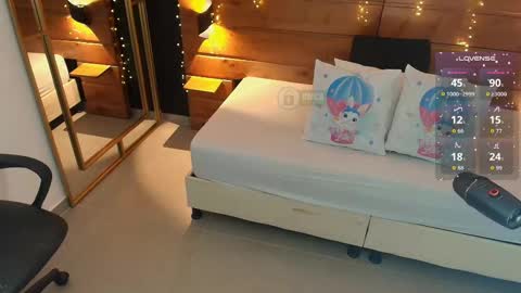 Snapshot of mila_kiitty chatting on September 2025 10:39:01 AM Milena online show from September 2025 10:39:01 AM