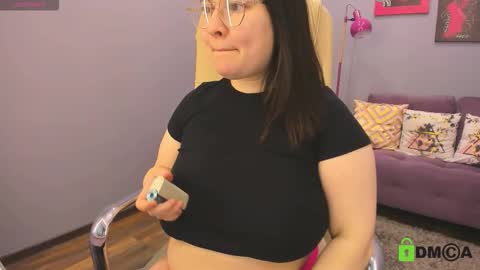 Snapshot of mila_melody chatting on February 2026 07:27:01 AM mila_melody online show from February 2026 07:27:01 AM