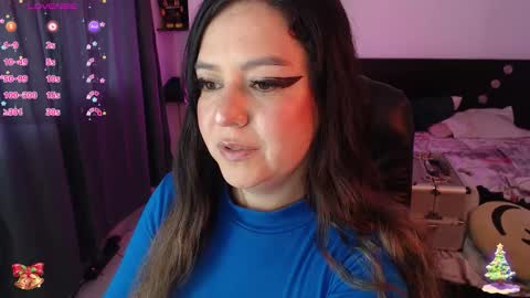 mila_phoenix online show from December 2025 07:42:02 PM