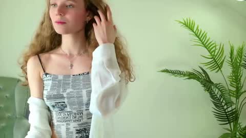 Mila online show from May 2026 05:47:02 AM