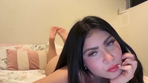 milaa008 online show from September 2025 08:52:02 AM