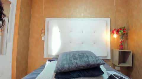          online show from May 2026 09:01:01 PM
