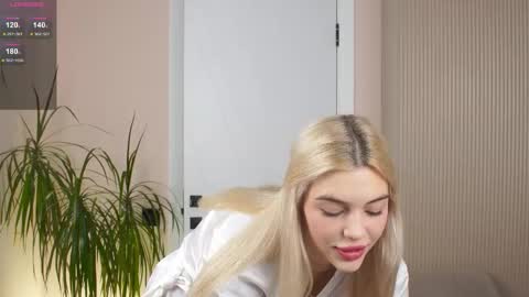 Snapshot of milabunny_ chatting on November 2025 10:26:01 AM Mila and u can call me sweet bunny online show from November 2025 10:26:01 AM