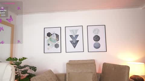 milacrave online show from September 2025 12:06:01 PM