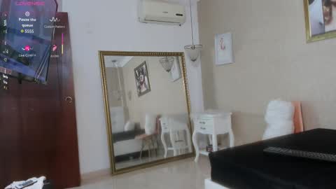 Snapshot of miladiosa chatting on September 2025 12:05:02 PM miladiosa online show from September 2025 12:05:02 PM