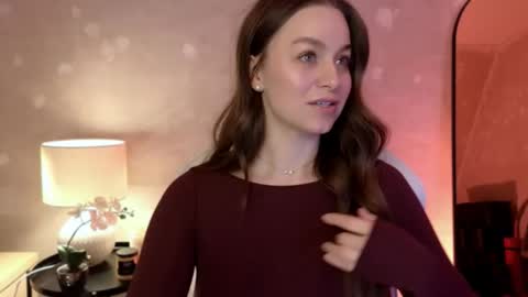 Mila Fleur online show from November 2025 03:22:02 PM