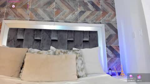    online show from September 2025 10:37:01 AM