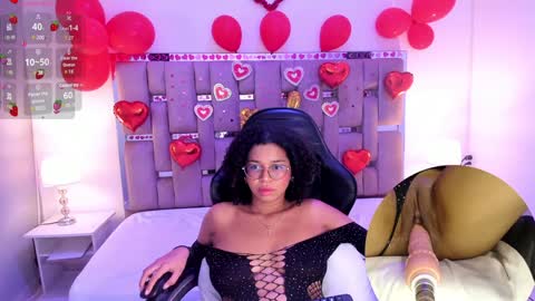 Snapshot of milahall__ chatting on February 2025 08:11:02 AM Milenna online show from February 2025 08:11:02 AM