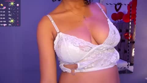 Snapshot of milahall__ chatting on March 2025 03:52:02 AM Milenna online show from March 2025 03:52:02 AM