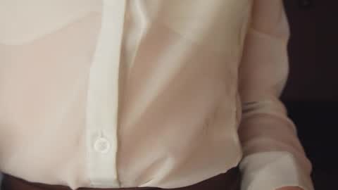 Mila online show from April 2026 03:06:01 PM