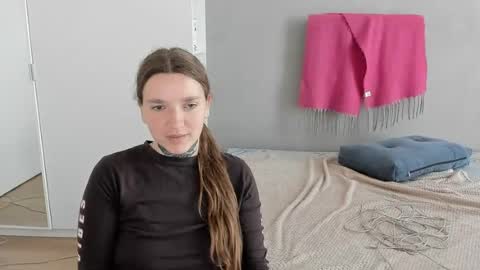 milamoll673 online show from June 2026 01:39:02 PM