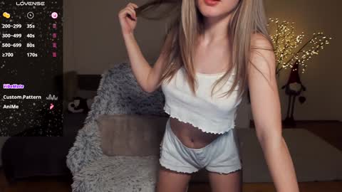 Milana online show from January 2025 01:13:01 PM