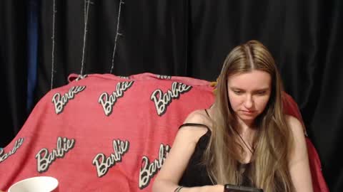 MilAna online show from April 2026 03:46:02 PM