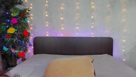 Milana online show from May 2026 07:15:02 AM