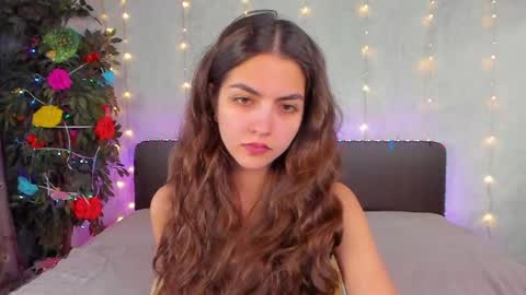 Milana online show from May 2026 07:14:02 AM