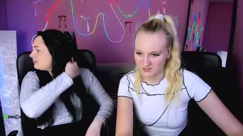 Mila online show from March 2026 01:39:02 PM