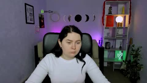 Mila online show from March 2026 10:21:01 AM