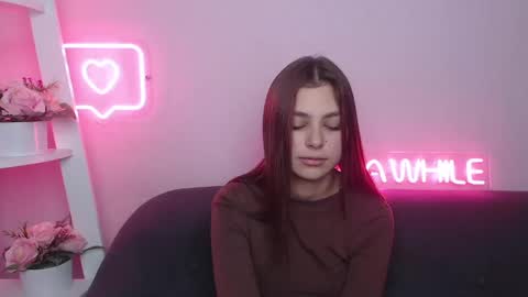 Snapshot of milanaangelas chatting on December 2024 11:47:01 AM milanaangelas online show from December 2024 11:47:01 AM