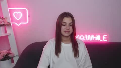 Snapshot of milanaangelas chatting on December 2024 10:41:01 AM milanaangelas online show from December 2024 10:41:01 AM