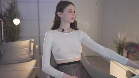 Snapshot of milanabaileys chatting on February 2025 05:29:01 PM Milana online show from February 2025 05:29:01 PM