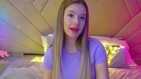 MilanaBalmain online show from March 2025 02:08:02 PM