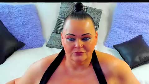 Lana online show from June 2026 09:03:02 AM