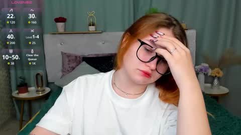 Snapshot of milanaxhoney chatting on February 2026 01:33:01 AM milanaxhoney online show from February 2026 01:33:01 AM