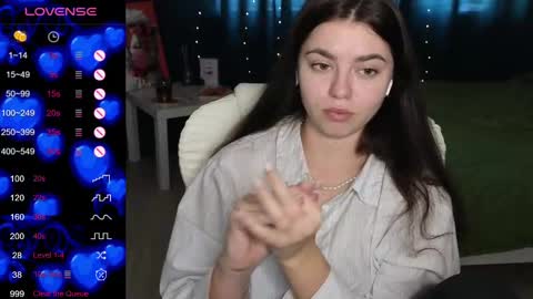 Mila online show from February 2025 02:41:01 PM