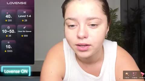 Mila online show from October 2025 12:24:01 PM