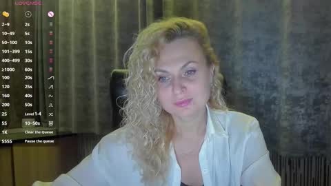 Snapshot of milanna_x chatting on September 2025 10:10:02 PM milanna_x online show from September 2025 10:10:02 PM