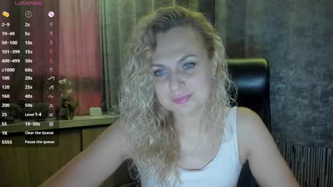 Snapshot of milanna_x chatting on September 2025 04:30:01 PM milanna_x online show from September 2025 04:30:01 PM