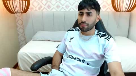 milanzaire online show from September 2025 11:26:01 PM