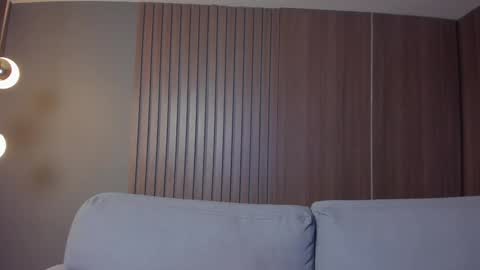 Snapshot of milaowens chatting on February 2025 03:20:01 PM Sexy Mila online show from February 2025 03:20:01 PM