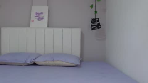 Snapshot of milarossii chatting on February 2026 01:55:01 PM MilaRossi online show from February 2026 01:55:01 PM