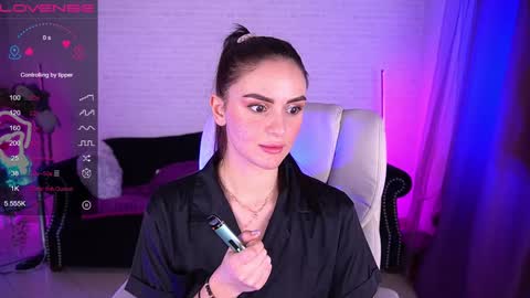 Snapshot of milashalovely chatting on December 2024 03:03:02 AM Milasha online show from December 2024 03:03:02 AM