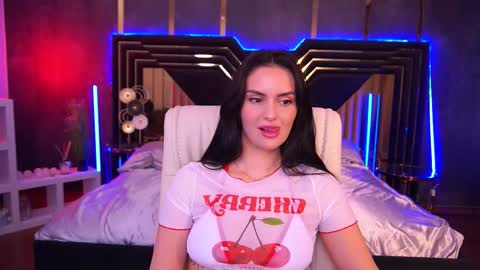 Snapshot of milashalovely chatting on September 2025 01:15:02 PM Milasha online show from September 2025 01:15:02 PM