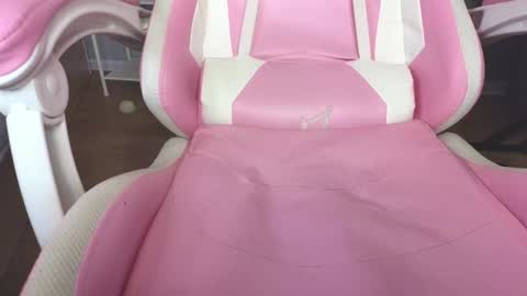 Mila online show from January 2025 06:16:01 PM