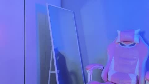 Mila online show from March 2025 11:55:02 AM