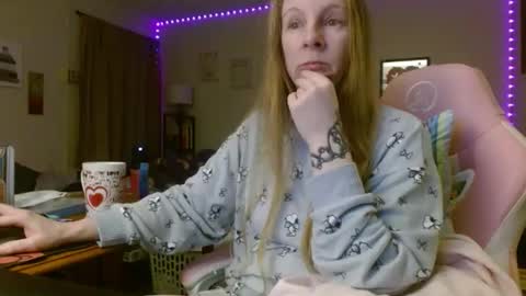 Mila online show from March 2026 12:32:01 PM