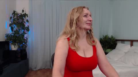 Mila online show from January 2025 05:44:01 PM