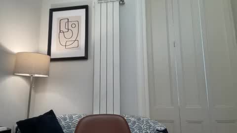 Snapshot of milayah chatting on November 2025 11:43:02 AM Mila online show from November 2025 11:43:02 AM