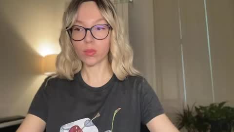 Mila online show from June 2026 08:05:02 AM