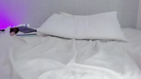 Milena  online show from January 2025 06:59:01 AM